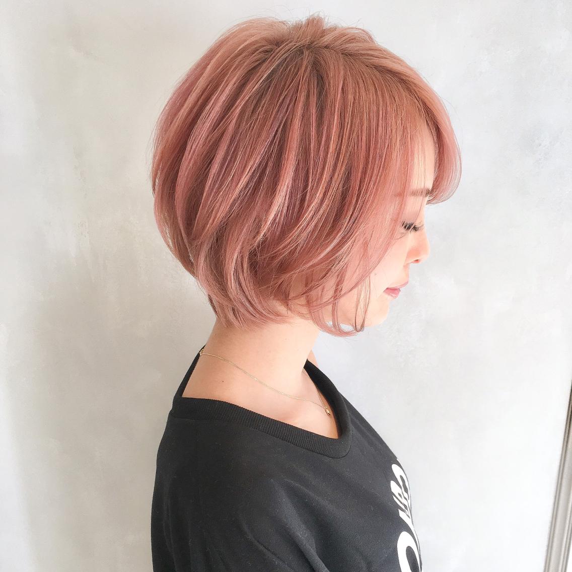 ショート 前 下がり レイヤー ボブ