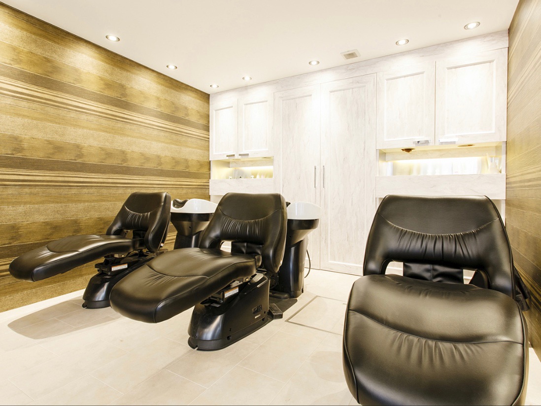 Aube Hair Ameri オーブヘアーアメリ 柏店の美容室 美容院 スタッフ情報 アンドウ ミニモ