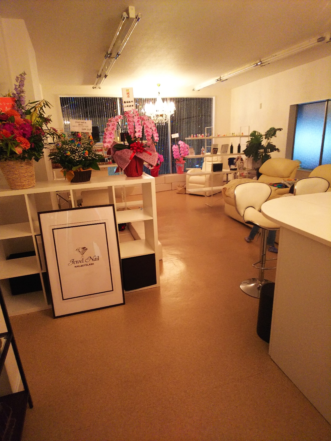 Jewel Nailのネイルサロン スタッフ情報 ネイリスト Ayano ミニモ