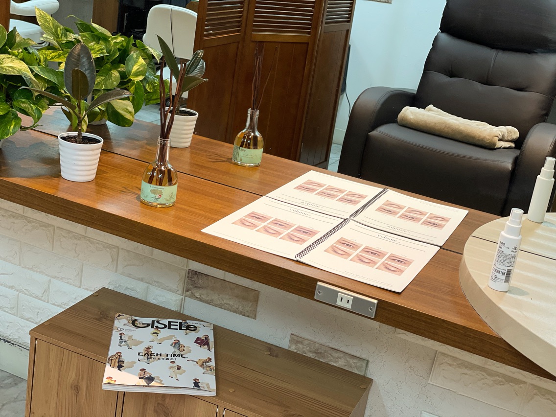 銀座labo千葉イースト店のマツエクサロン スタッフ情報 銀座labo East ミニモ