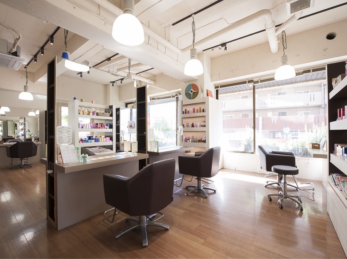 ヘアーアンフローレンの美容室 美容院 スタッフ情報 南野 美咲 ミニモ