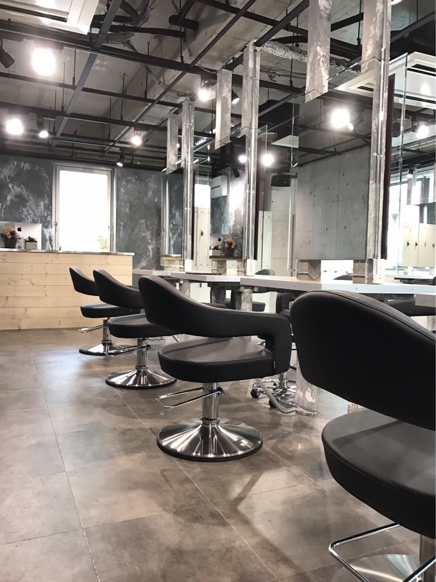 Threeの美容室 美容院 美容師情報 メンズレディースから 支持率no1ゆかり ミニモ