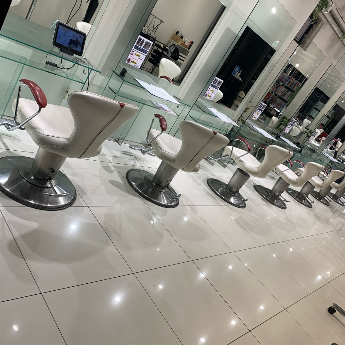 Hair Make Earth 川崎店の美容室 美容院 スタッフ情報 本間 昂人 ミニモ