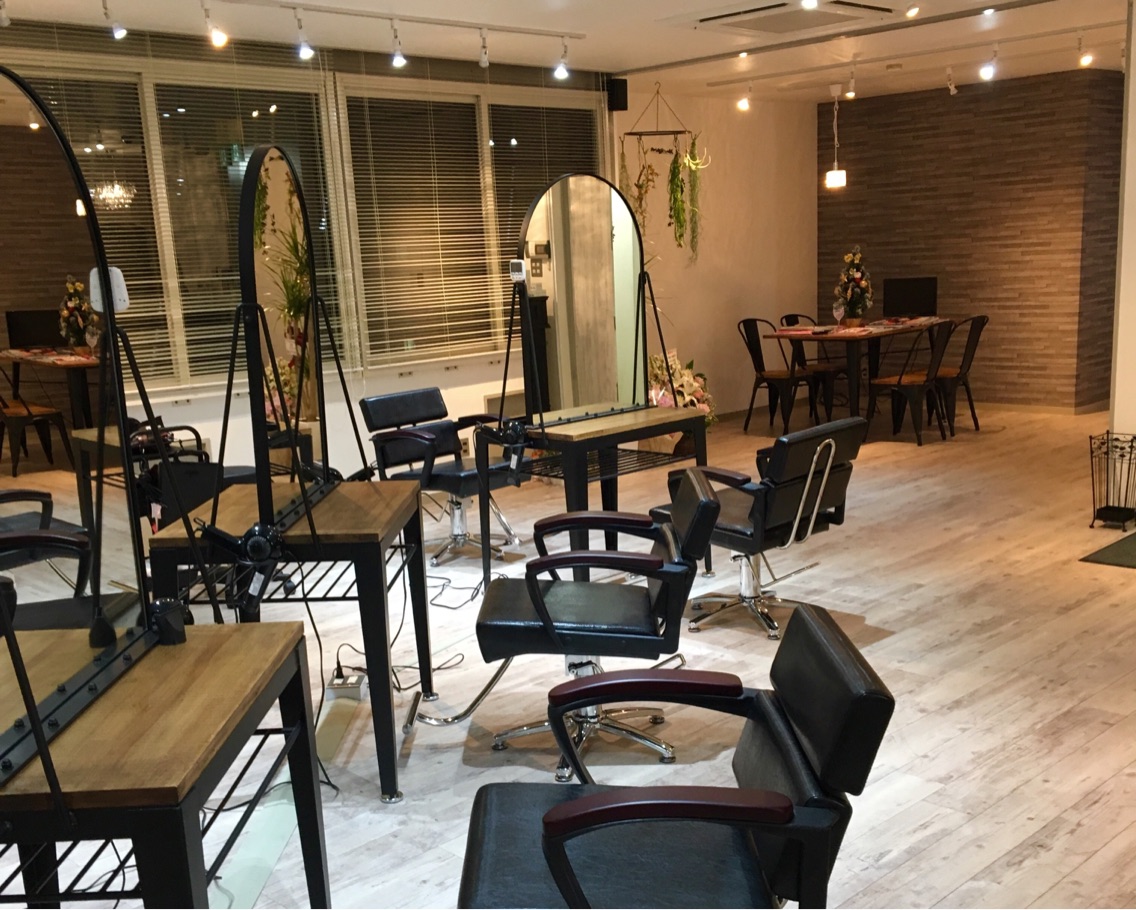 Mana Hair Resortの美容室 美容院 スタッフ情報 Mana Hair Resort ミニモ