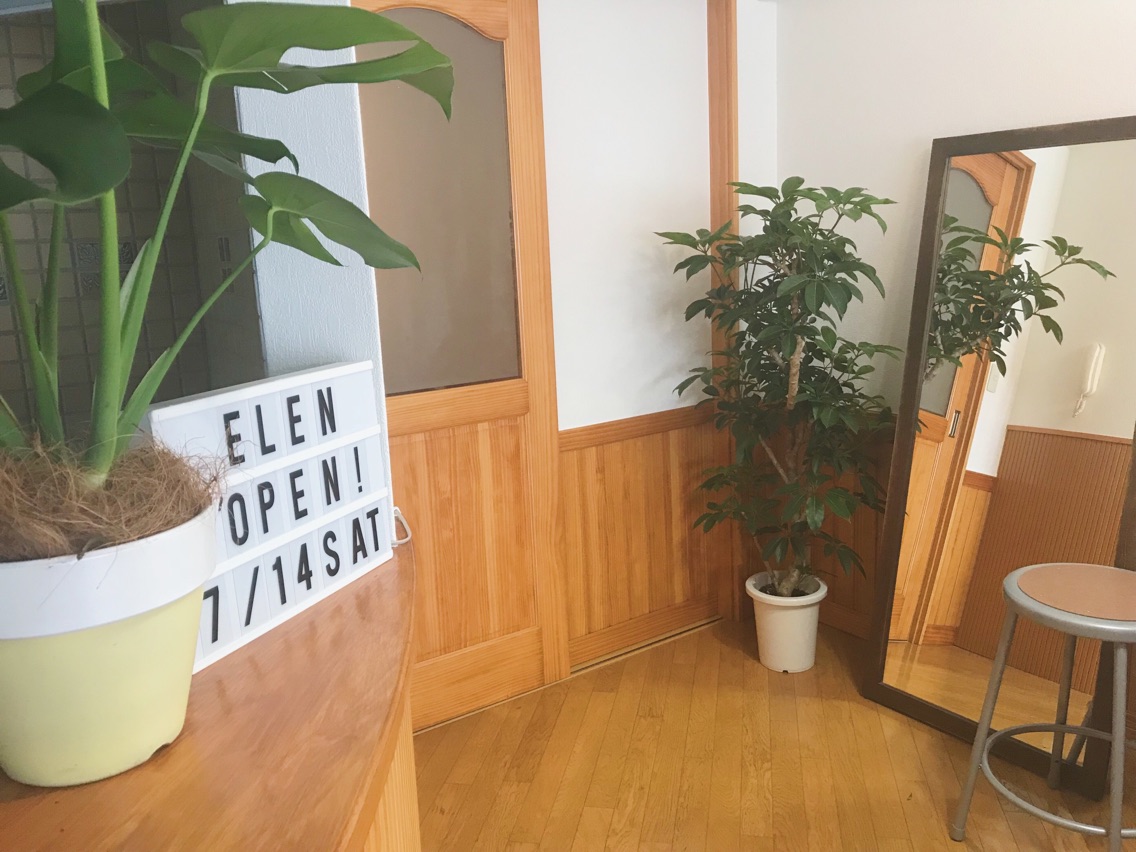 Elen 南越谷のネイルサロン スタッフ情報 𓅷t Kana Minimo ミニモ