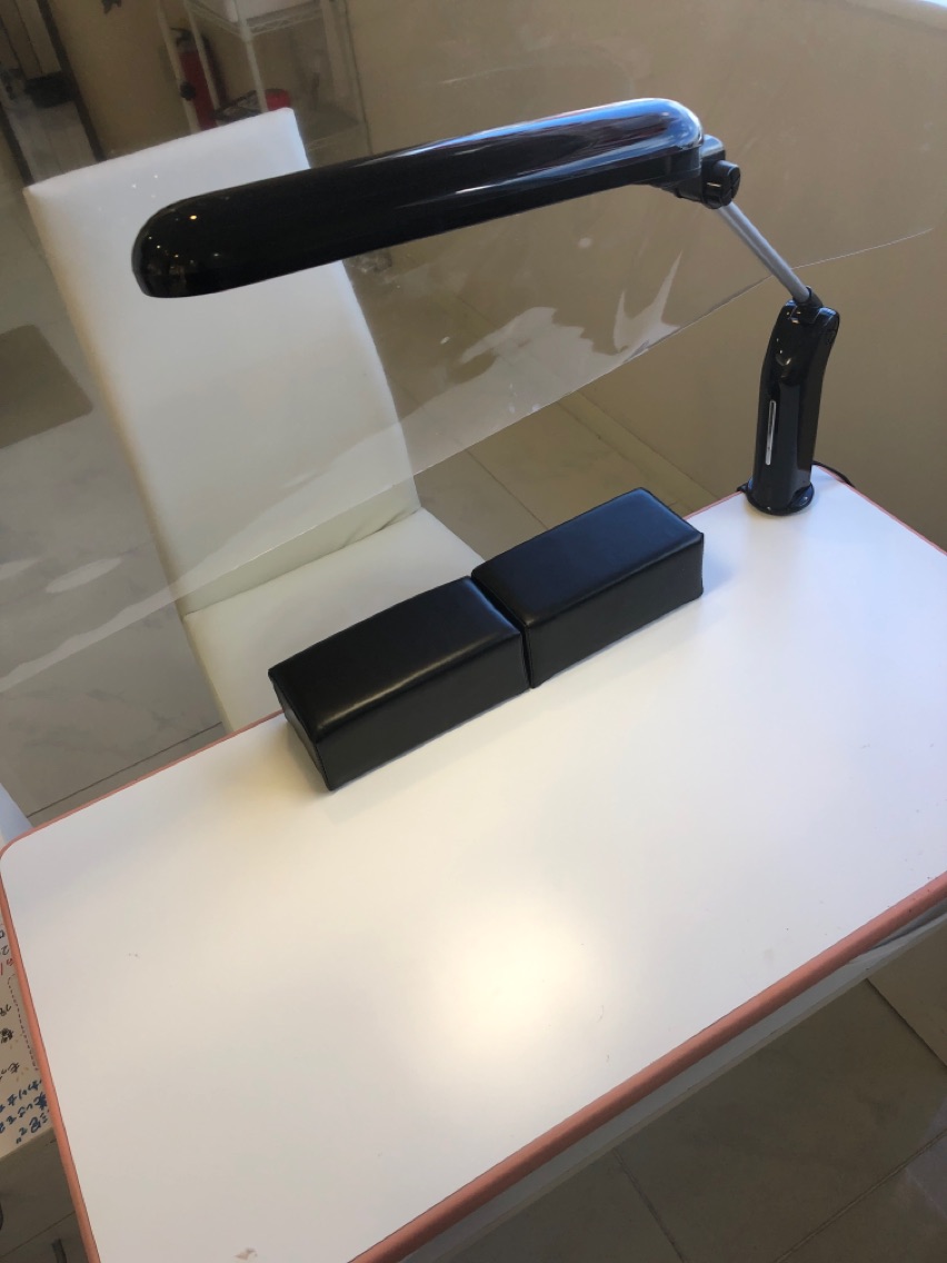 Iconiq豊田店のネイルサロン スタッフ情報 Nailist Mami ミニモ