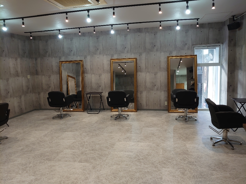 Hair Make Fox 四日市店の美容室 美容院 スタッフ情報 伊藤 誠吾 ミニモ