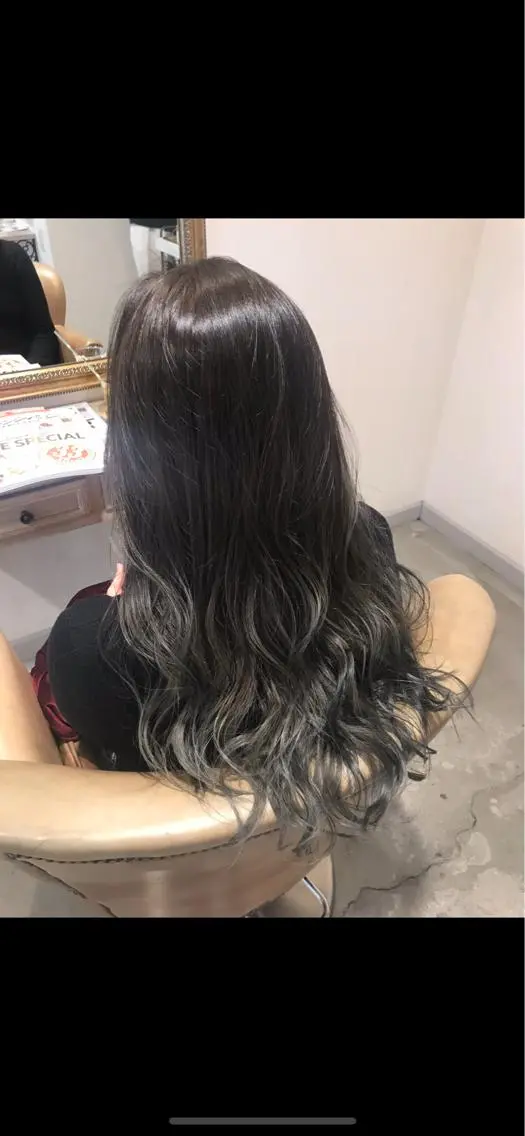 セミロング カラー ヘアアレンジ グラデーションカラー グレージュ ヘアカラー トリートメント 韓国♡ハイライト ♡YURIのヘアスタイル