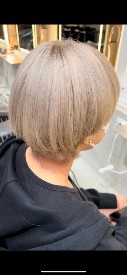ショート カラー ベージュカラー ブリーチ ホワイトベージュ カット ヘアカラー トリートメント 髪質改善/ボブ/ レイヤー❣️yuiのヘアスタイル