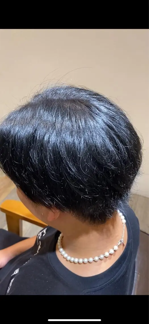 カラー 黒髪 ブリーチ ブルーカラー ブルーブラック アユム副店長褒められ 艶髪プロデュース✨のヘアスタイル