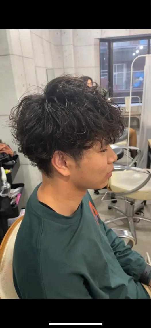 メンズ カット パーマ トリートメント ヘアセット 髪質改善ケア特化 石田のヘアスタイル