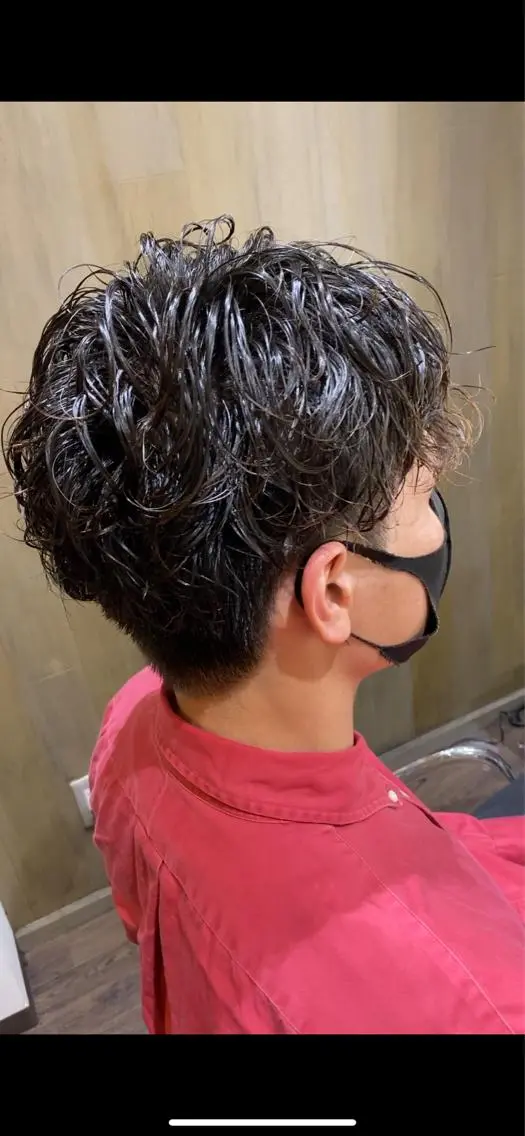 ショート メンズ マッシュ メンズパーマ くせ毛 顔周りカット ショートヘア 谷口 雅門のヘアスタイル