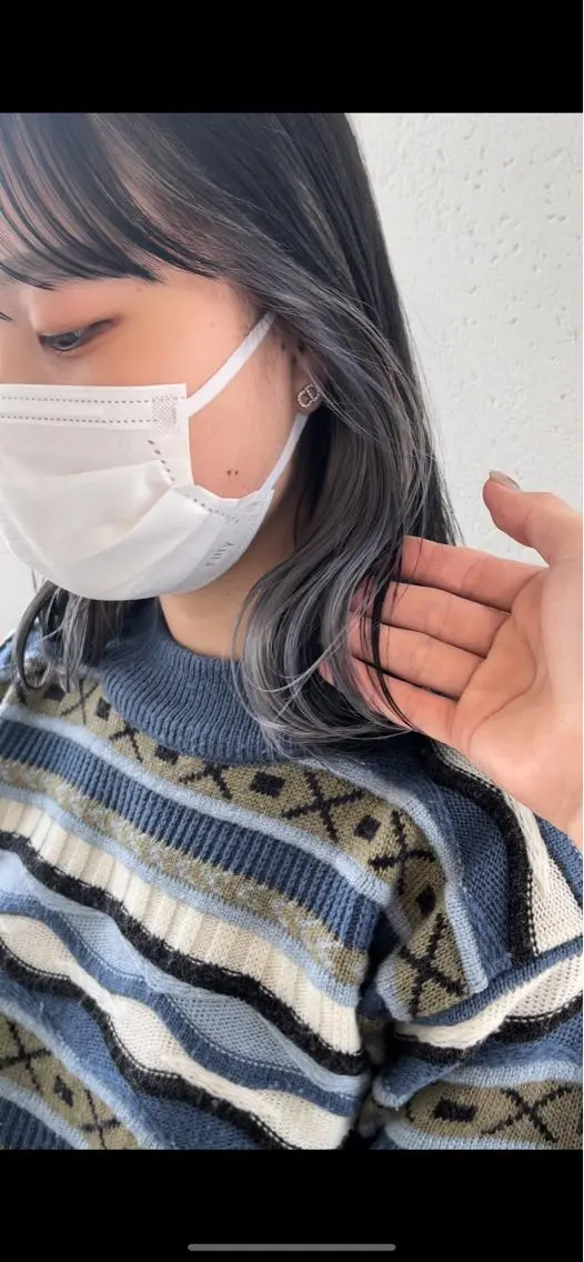 ミディアム カラー 市村 香多のヘアスタイル