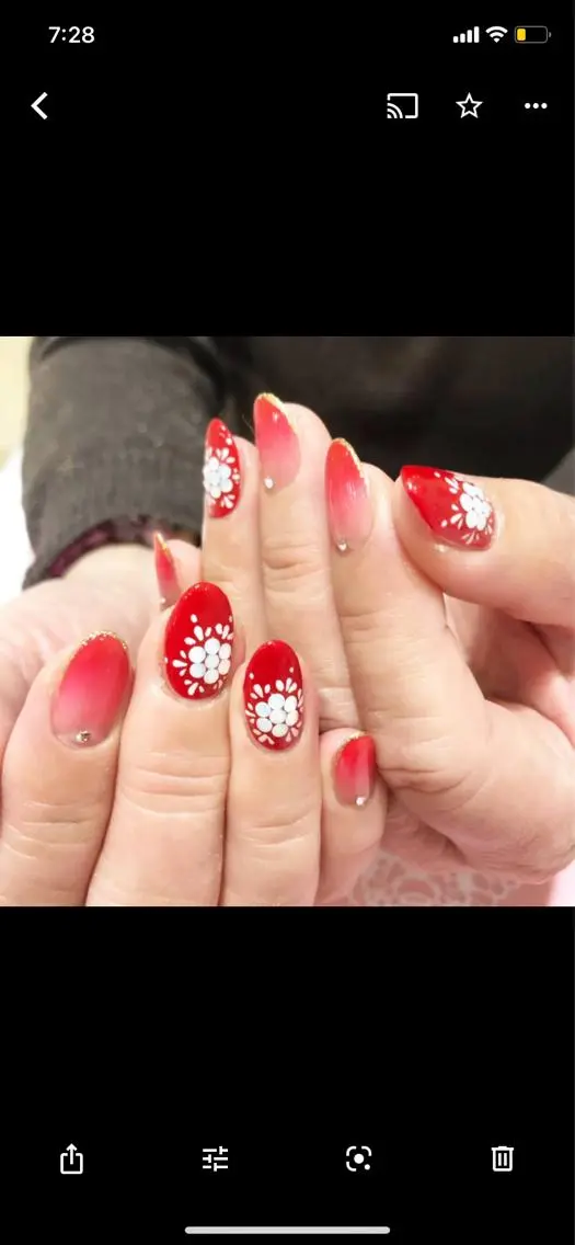 ネイル フレンチネイル ジェルネイル キラキラネイル 韓国ネイル マグネットネイル Nail Salon Dream Mamのネイルデザイン