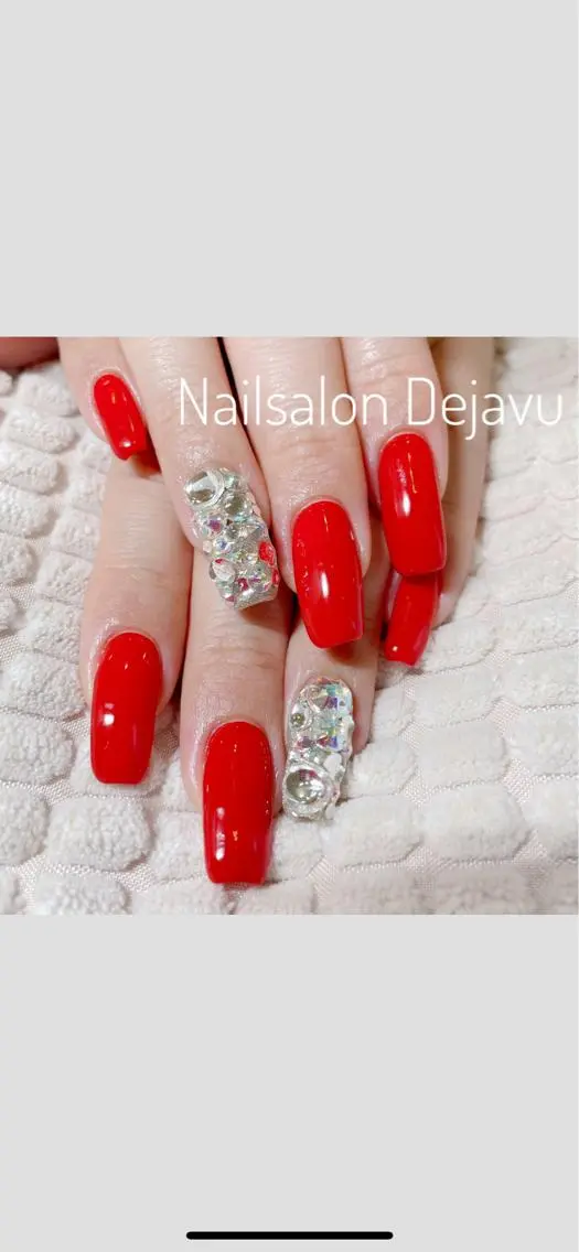 ネイル アートネイル キラキラネイル ロングネイル ストーンネイル Nail salon Dejavu 🌿のネイルデザイン