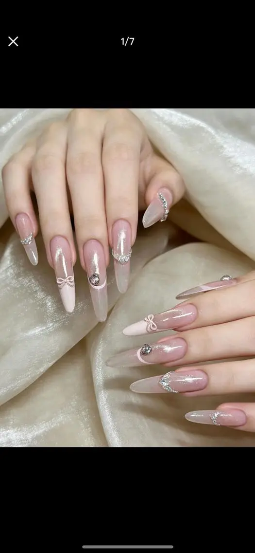 ネイル オーロラネイル チークネイル 長さ出し フットネイル フレンチネイル Kana🌻マツエク &Nailサロン💛のネイルデザイン