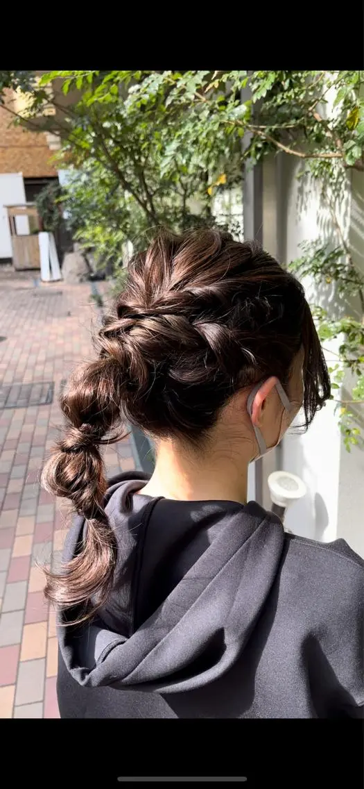 セミロング 早稲田 千尋のヘアスタイル
