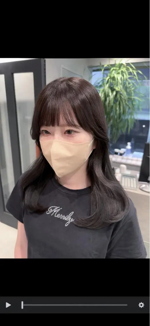 ミディアム カラー 韓国風ヘア 銀座レイヤーカット ×シースルー前髪のヘアスタイル