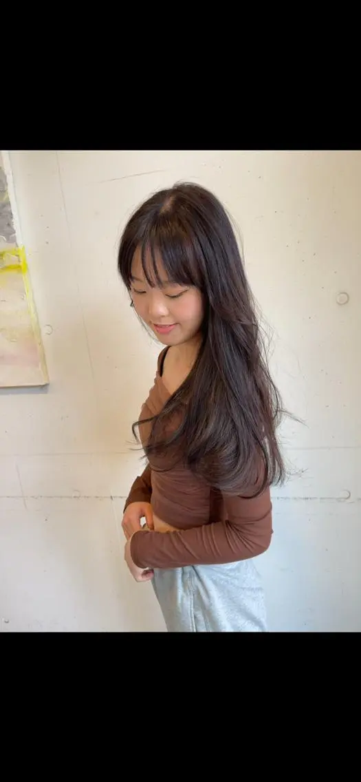 ロング カラー ブラウンカラー レイヤーカット 三浦 仁美のヘアスタイル