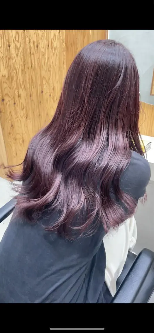 ロング U リオナのヘアスタイル