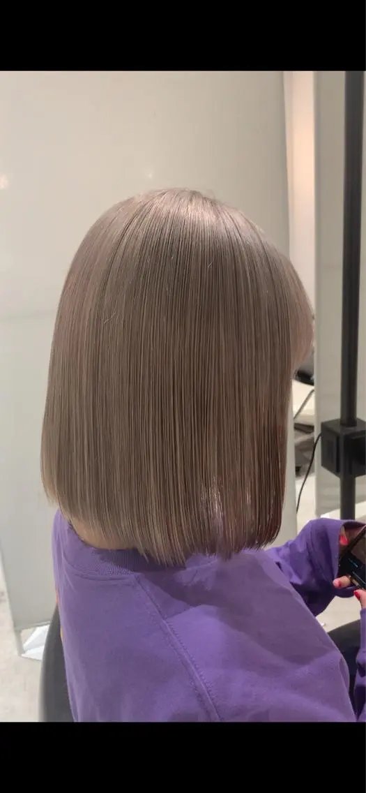 ミディアム カラー カット ヘアカラー トリートメント れい🫧 ハイトーン特化のヘアスタイル