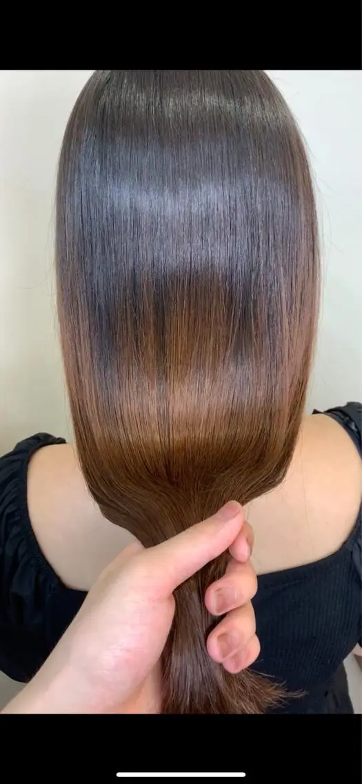 ロング 髪質改善・縮毛矯正 特化・ユウシンのヘアスタイル