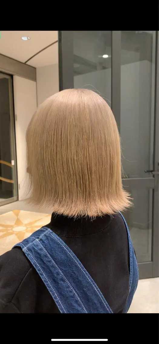 ミディアム カラー カット ヘアカラー トリートメント れい🫧 ハイトーン特化のヘアスタイル
