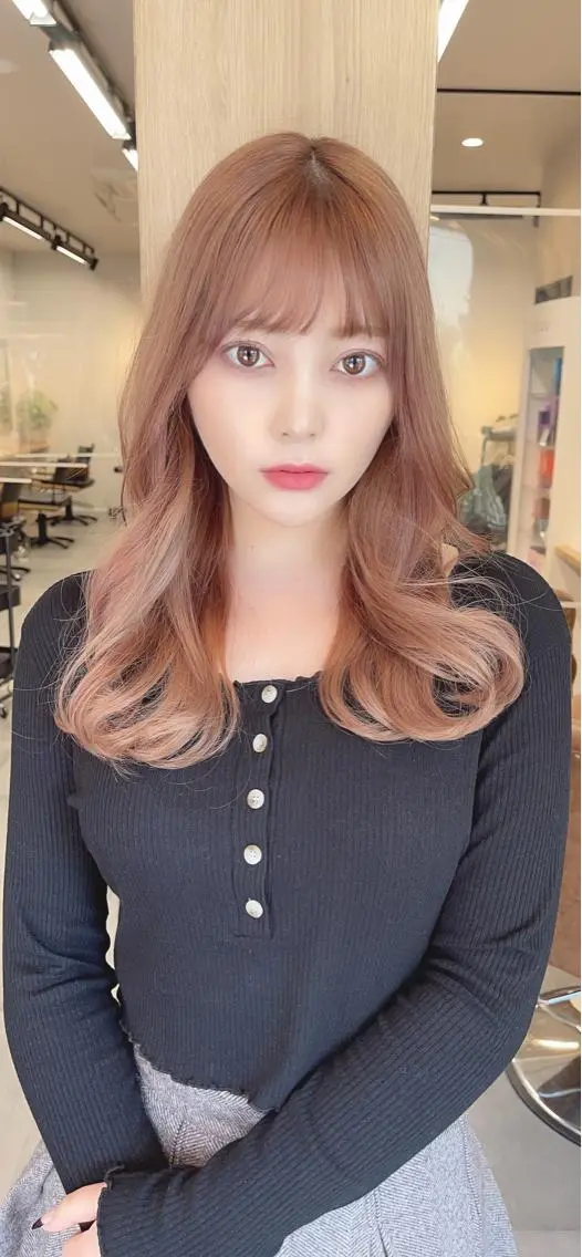 セミロング くびれヘア 巣山 竜一のヘアスタイル
