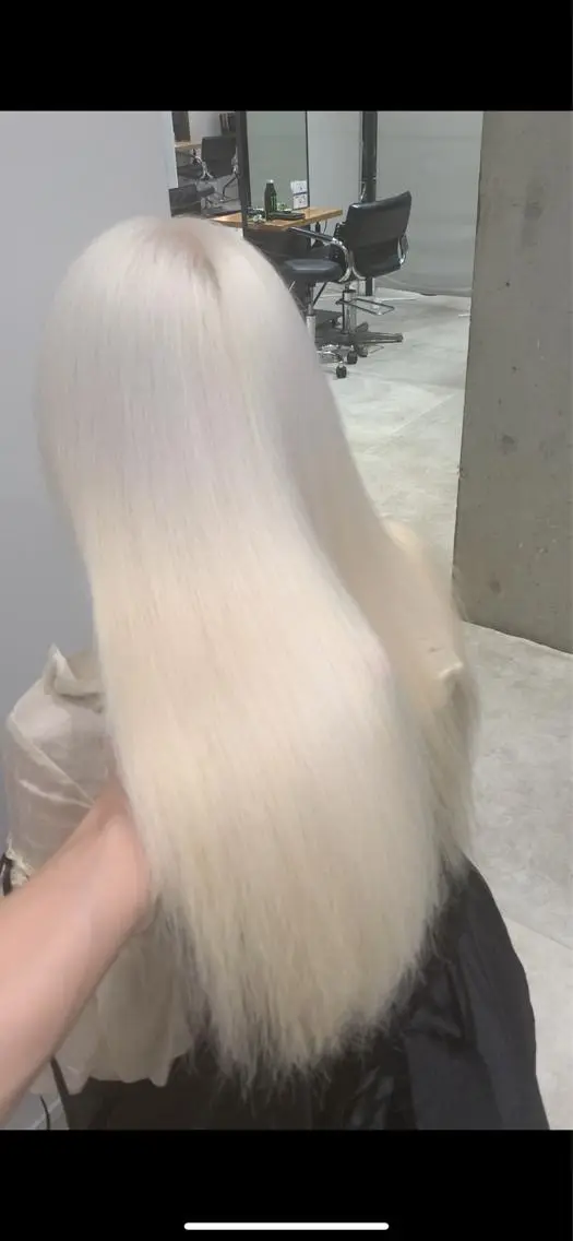 ロング カラー カット ヘアカラー トリートメント れい🫧 ハイトーン特化のヘアスタイル