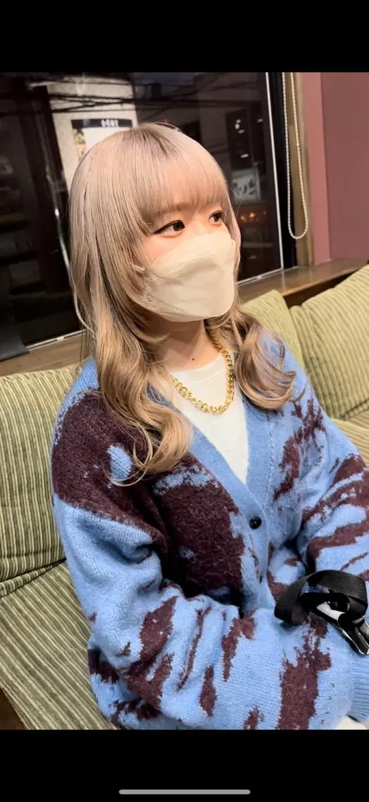 カラー バレイヤージュ ブリーチ グレージュ ハイライトカラー ハイトーンカラー カット ヘアカラー トリートメント 石井辰功也 フリーランス美容師のヘアスタイル