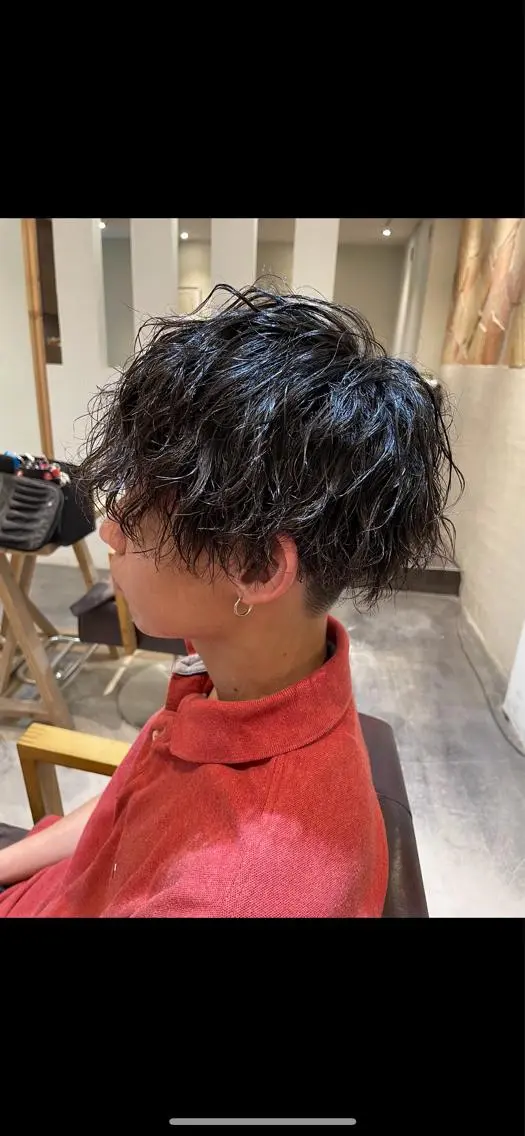ショート パーマ メンズ カット パーマ 👑髪質改善カラー 中垣斗希のヘアスタイル