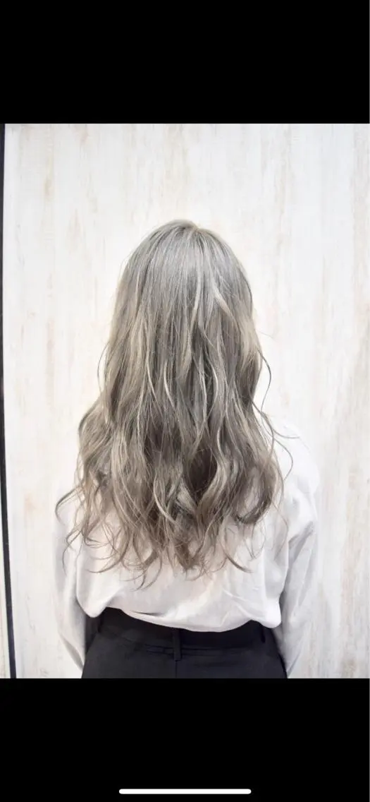 セミロング SA KIのヘアスタイル