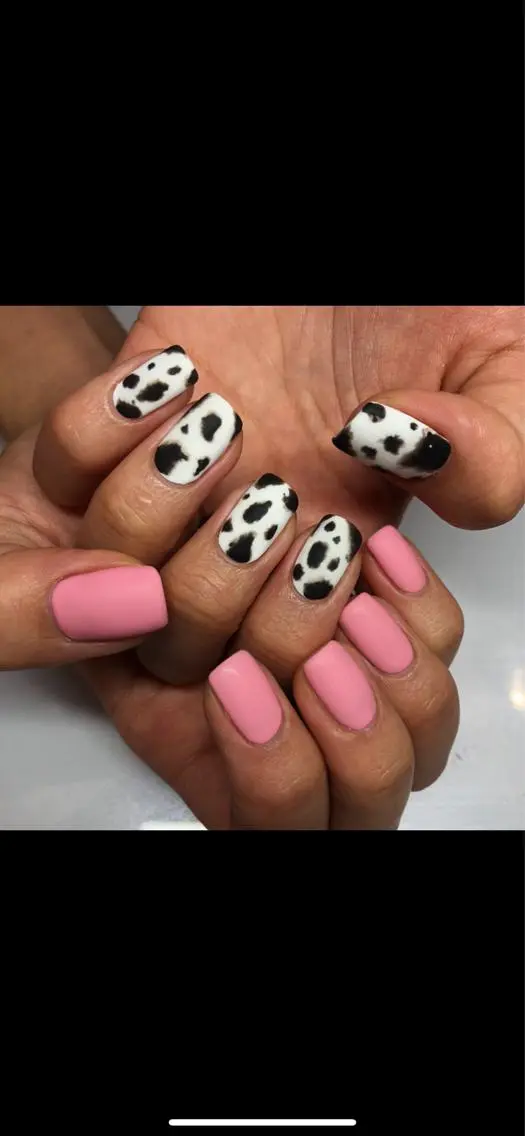 ネイル アニマル柄 マットネイル ピンク スクエアネイル ハンドネイル yuki nail...のネイルデザイン