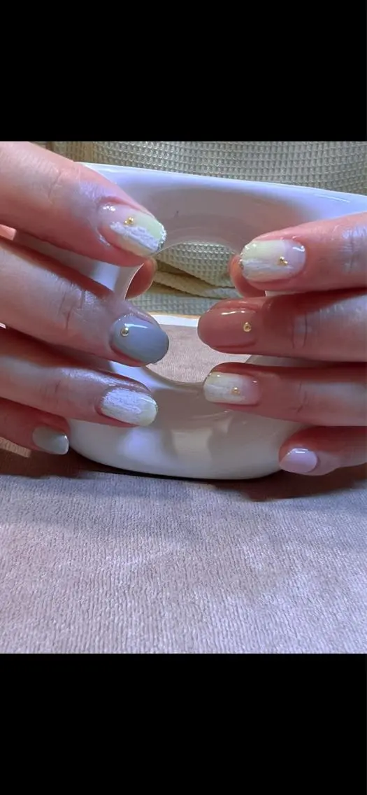 ネイル 🫧Lua.nail 🍒emuのネイルデザイン