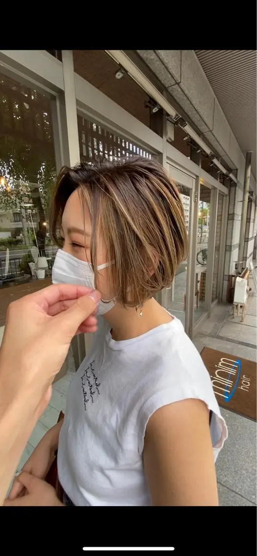 ショート カラー ハイライトカラー ハイライト ショートヘア カット ヘアカラー トリートメント 日比 貴大/ minim hairのヘアスタイル