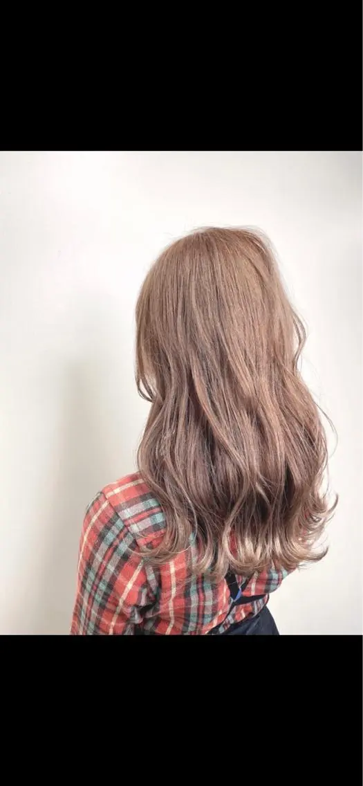 ミディアム カラー 伊藤 舜斗のヘアスタイル