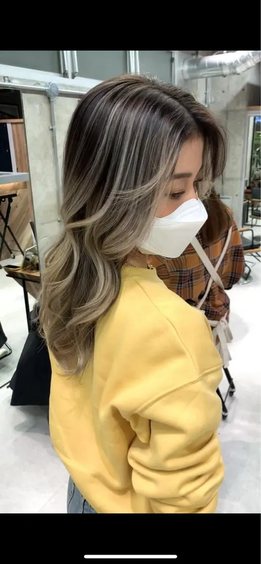ロング 顔周りカット レイヤーカット 🌟miyuki モデルさん大募集のマツエク・マツパデザイン
