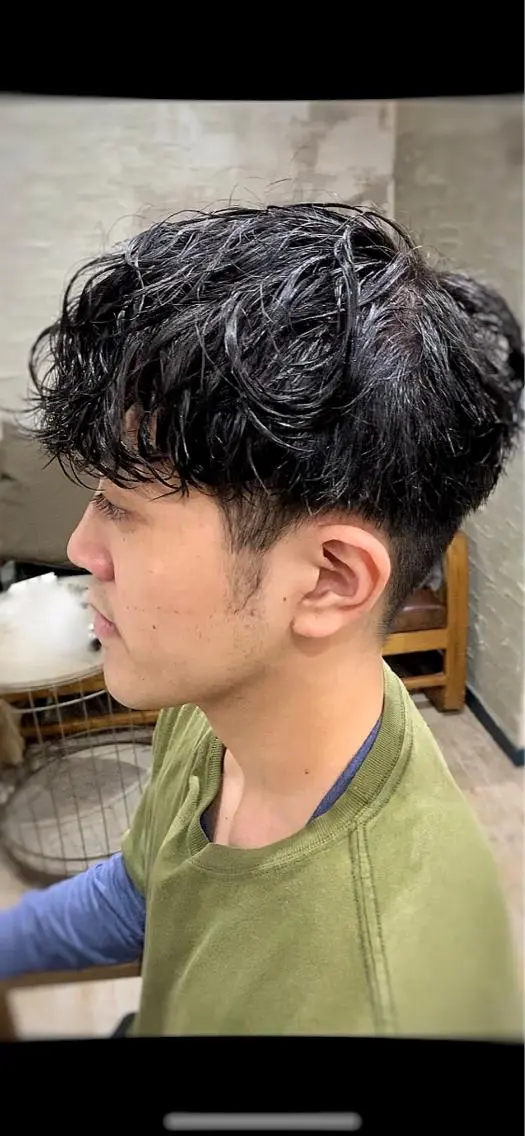 ミディアム パーマ メンズ ミディアムパーマ メンズパーマ スパイラルパーマ メンズStylist 山根慧のヘアスタイル