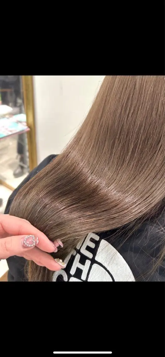 ロング カラー 透明感カラー 古山 結季🌙🖤のヘアスタイル