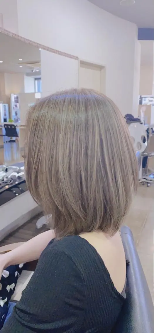 ミディアム ✂️ 小倉ちか✂️のヘアスタイル