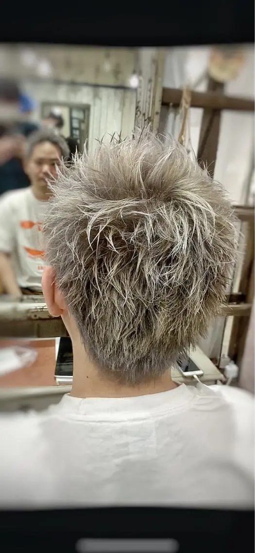 ショート カラー メンズ メンズベリーショート ベリーショート ショートヘア メンズStylist 山根慧のヘアスタイル