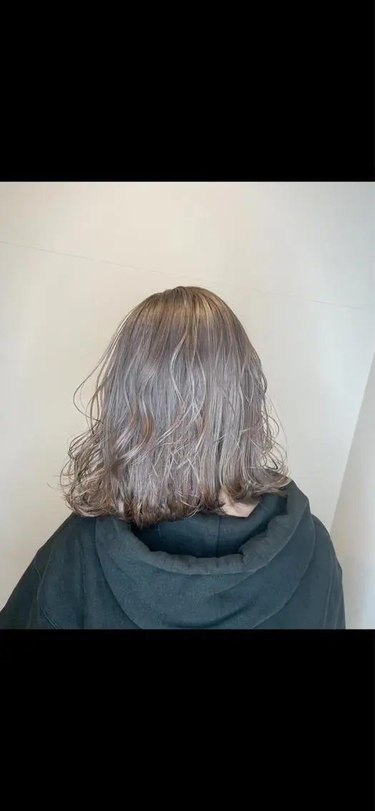 ショート カラー ブリーチ👩🦳/ ✂︎MANAMIのヘアスタイル