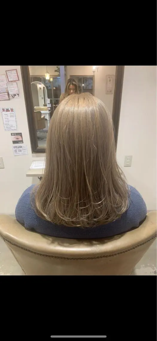 セミロング カラー パーマ ヘアアレンジ メンズ キッズ ネイル マツエク・マツパ ヘアカラー トリートメント 韓国♡ハイライト ♡YURIのヘアスタイル