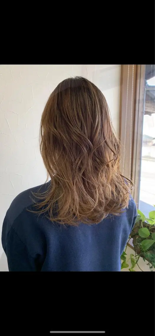 ミディアム カラー バレイヤージュ レイヤーカット 狩野 純一郎のヘアスタイル