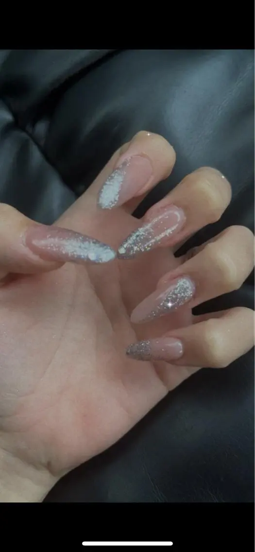 ネイル nail.salon .Reversalのネイルデザイン