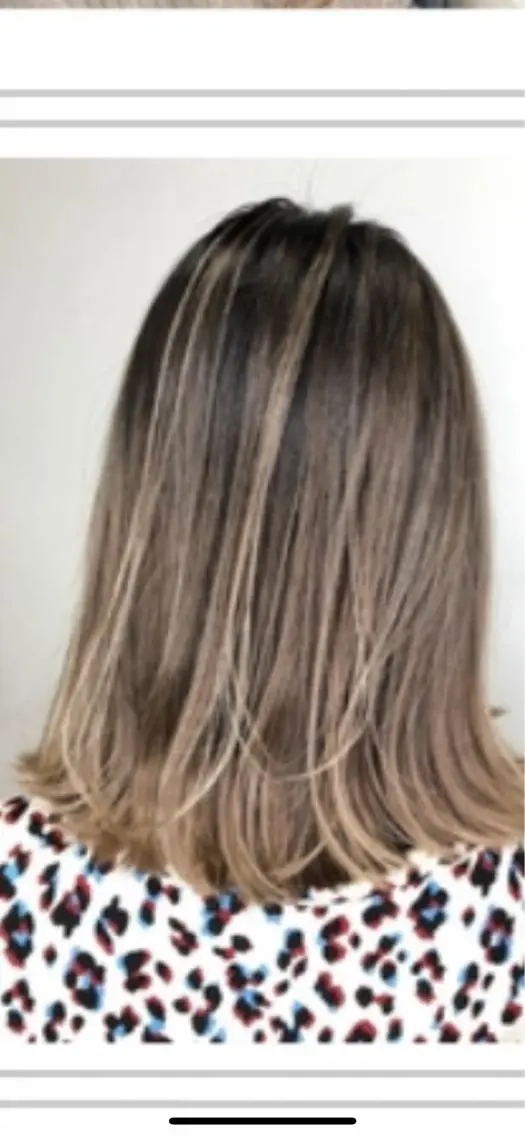 カラー 坂野 結子のヘアスタイル