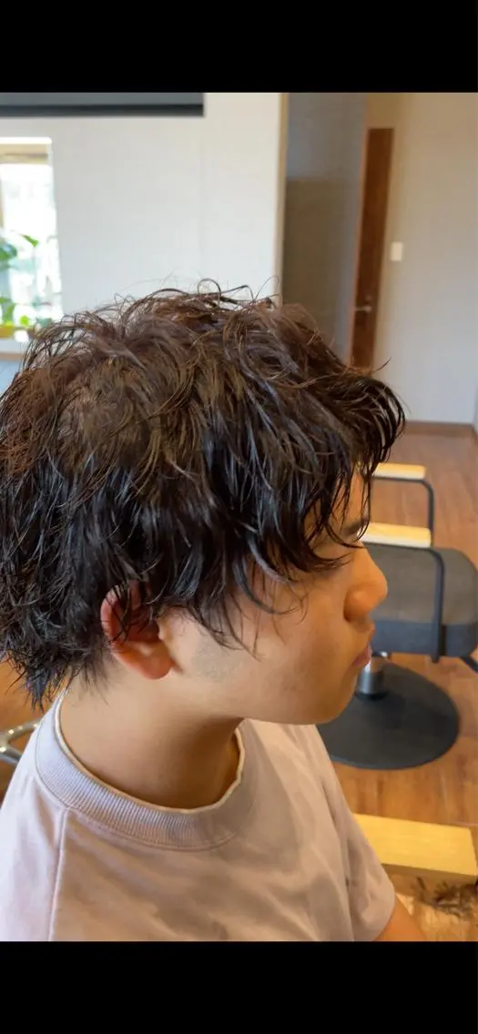 ショート パーマ メンズ カット パーマ 鵜飼 真伍のヘアスタイル