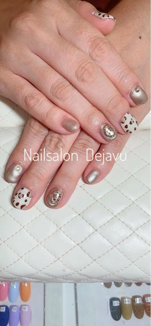 ネイル アニマル柄 アートネイル ハンドネイル Nail salon Dejavu 🌿のネイルデザイン