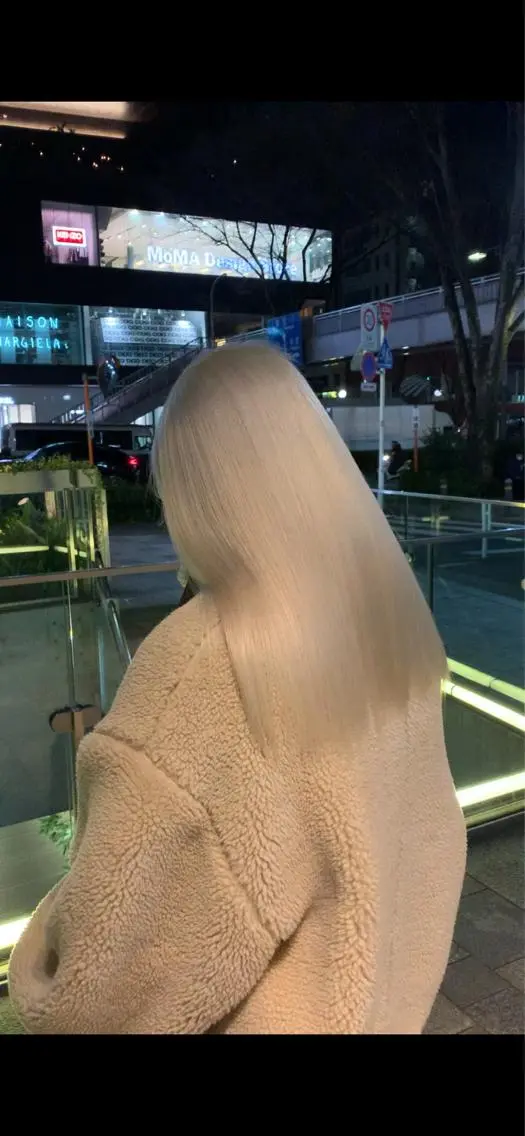 ロング カラー カット ヘアカラー トリートメント れい🫧 ハイトーン特化のヘアスタイル