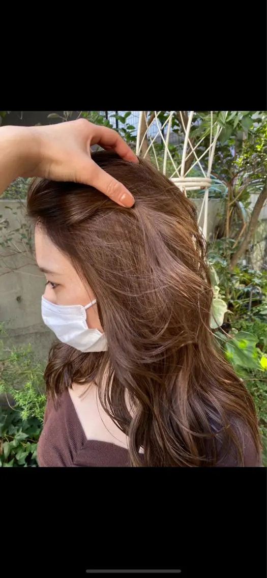 セミロング ハイライト カット ヘアカラー Moca 〰️のヘアスタイル